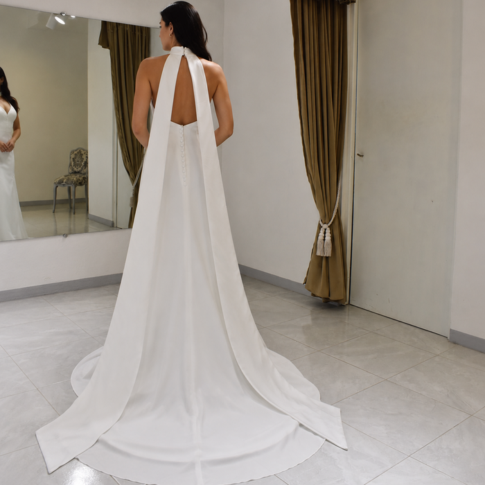 Naomi | Vestido de novia halter minimalista