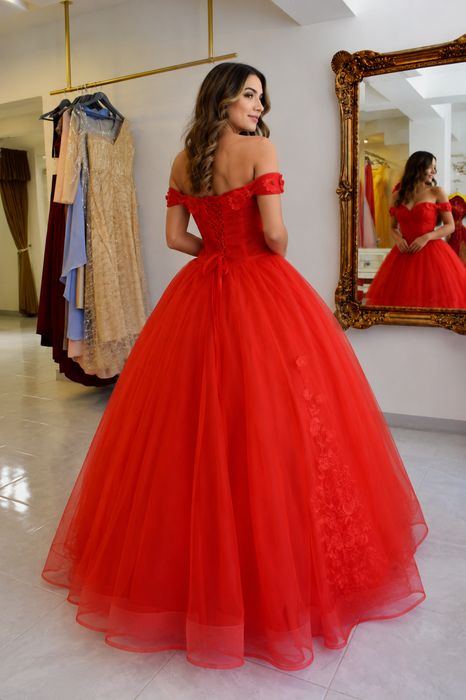 Scarlett Royale